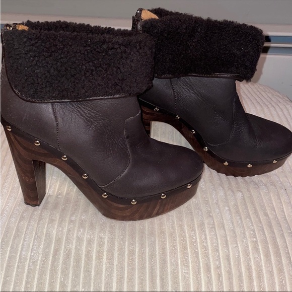Elie Tahari high heel boots - Picture 2 of 3